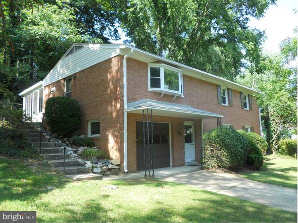 8608 LANGPORT DR, Springfield, VA 22152