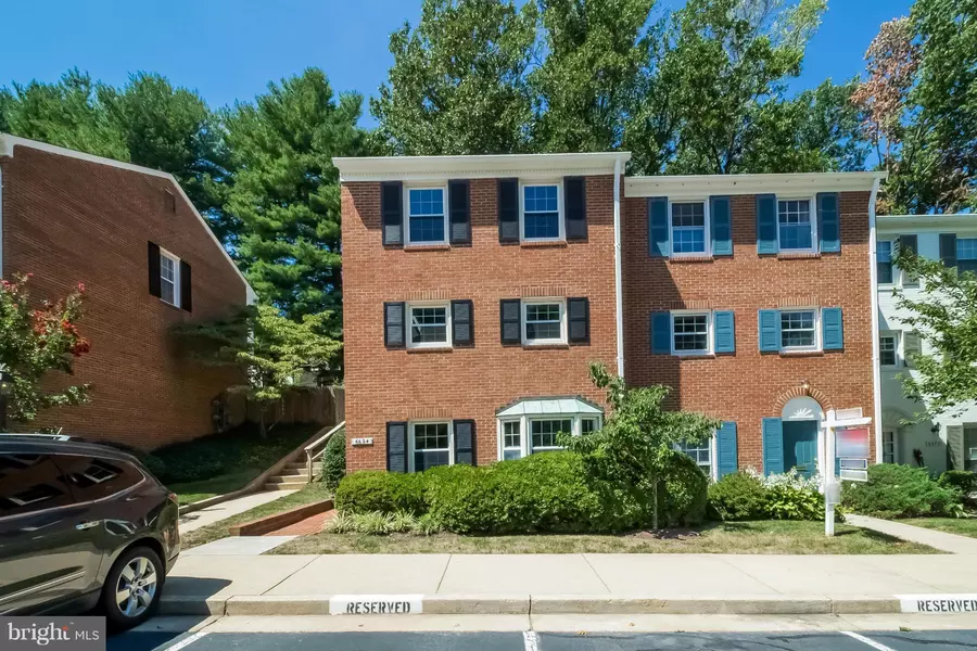 6624 BURLINGTON PL, Springfield, VA 22152