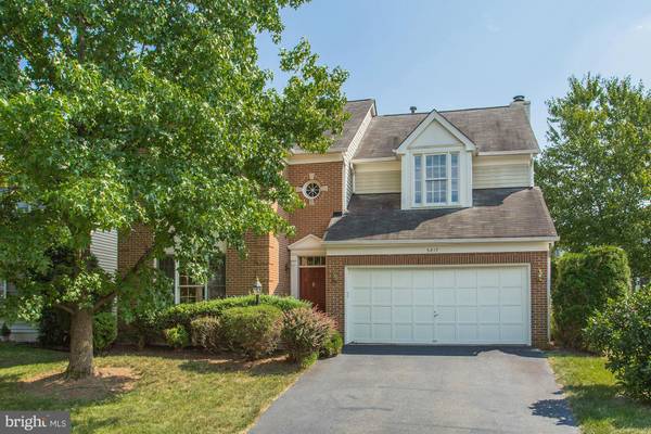 5817 CUB STREAM DR, Centreville, VA 20120