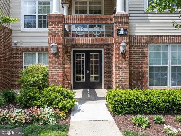 3009 NICOSH CIR #4401, Falls Church, VA 22042