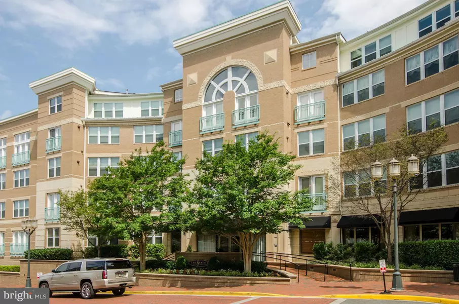 12000 MARKET ST #448, Reston, VA 20190