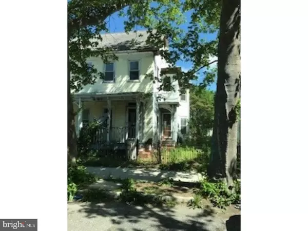 12 W MCNEAL ST, Millville, NJ 08332