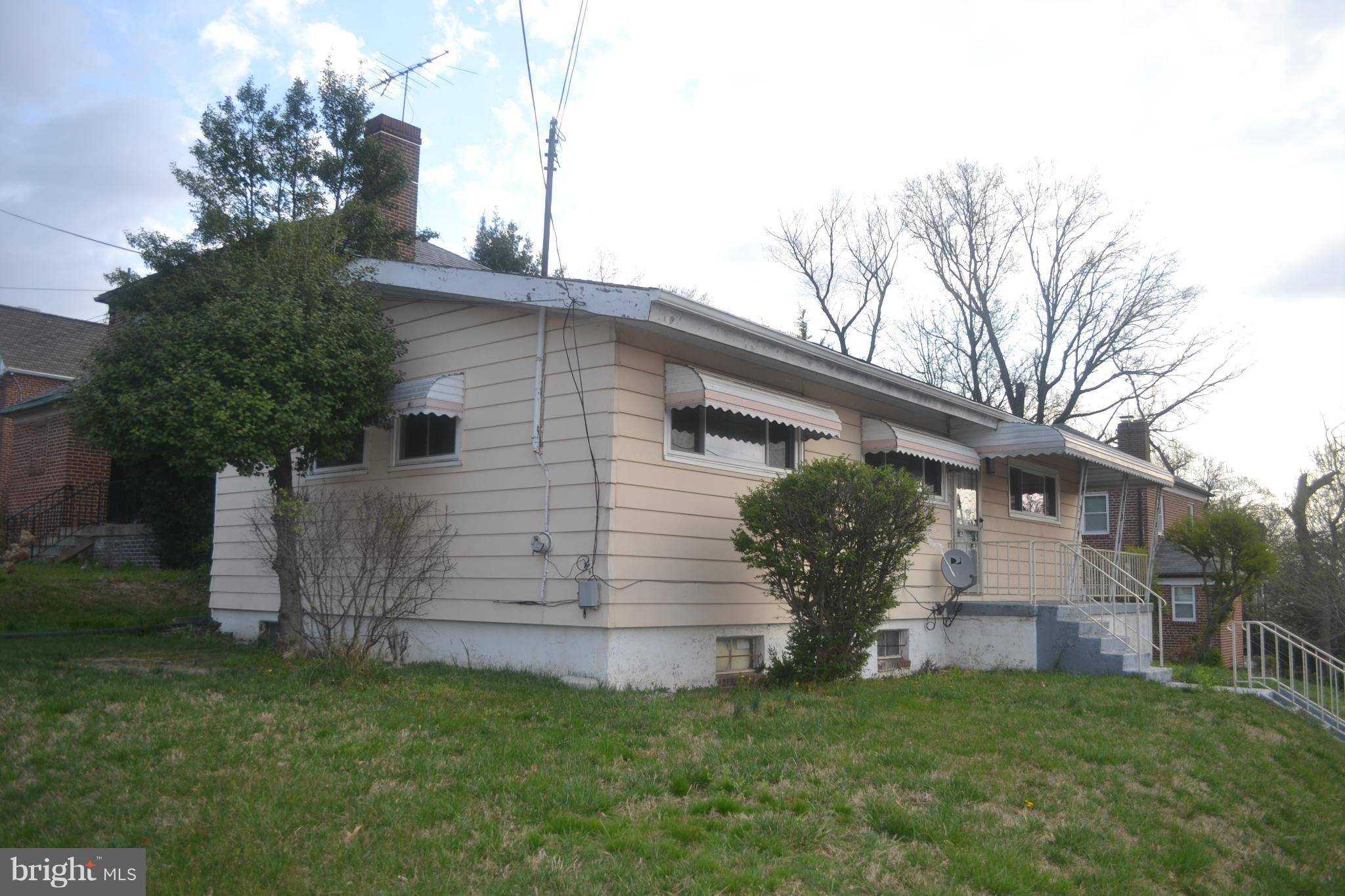 Washington, DC 20011,300 PEABODY ST NE