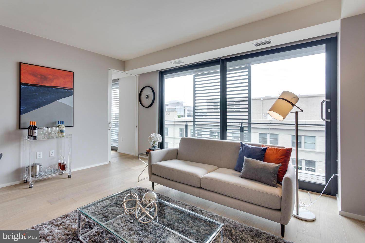 Washington, DC 20001,925 H ST NW #1102