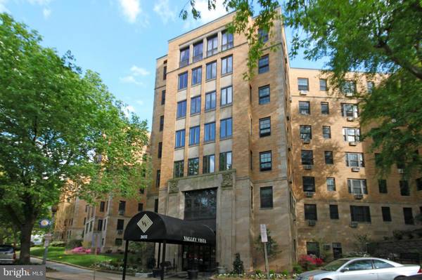 2032-2040 BELMONT RD NW #405, Washington, DC 20009