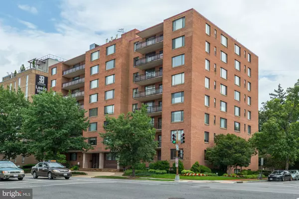 3315 WISCONSIN AVE NW #106, Washington, DC 20016