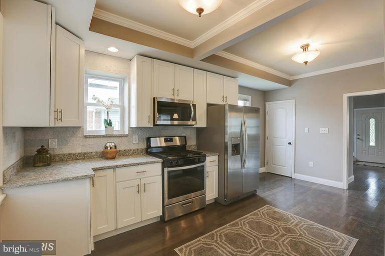 1200 33RD ST, Baltimore, MD 21218