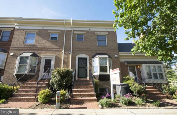 2520 FAIRFAX DR #4DIII, Arlington, VA 22201