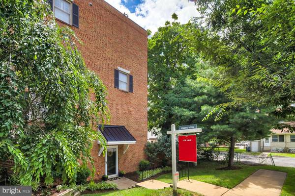 957 SCOTT ST #1, Arlington, VA 22204