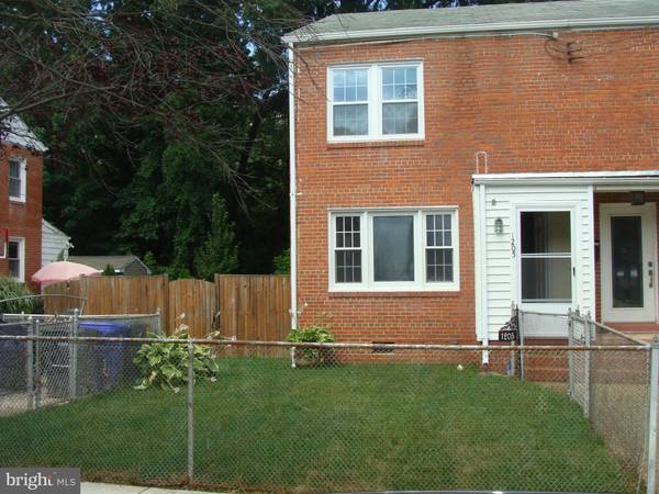 1205 BUCHANAN ST, Arlington, VA 22204