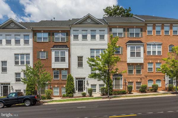 4061 COLUMBIA PIKE, Arlington, VA 22204