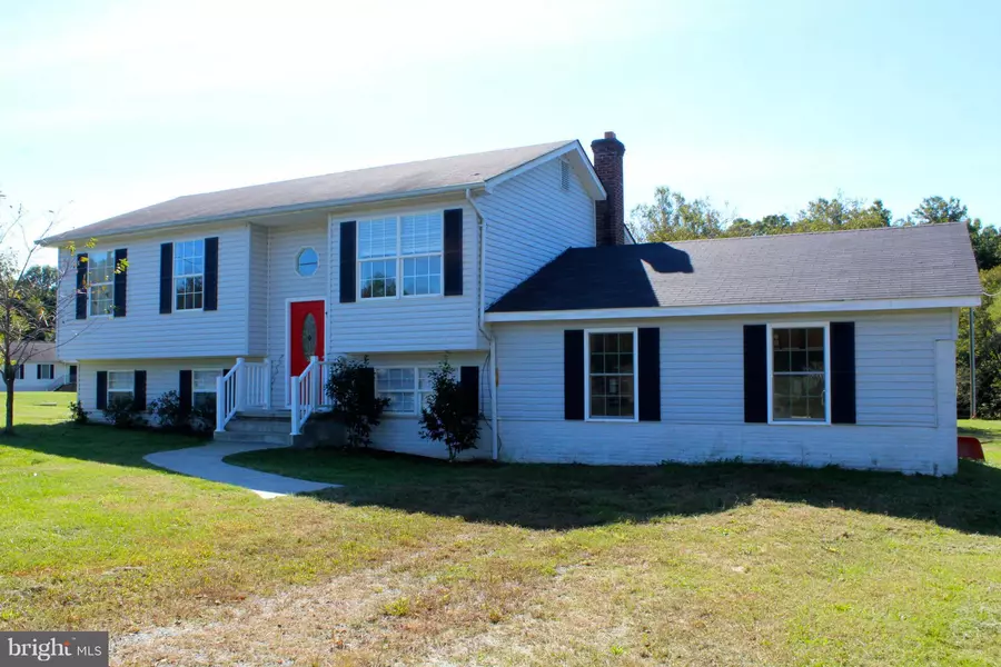 8441 TURNBULL RD, Warrenton, VA 20186