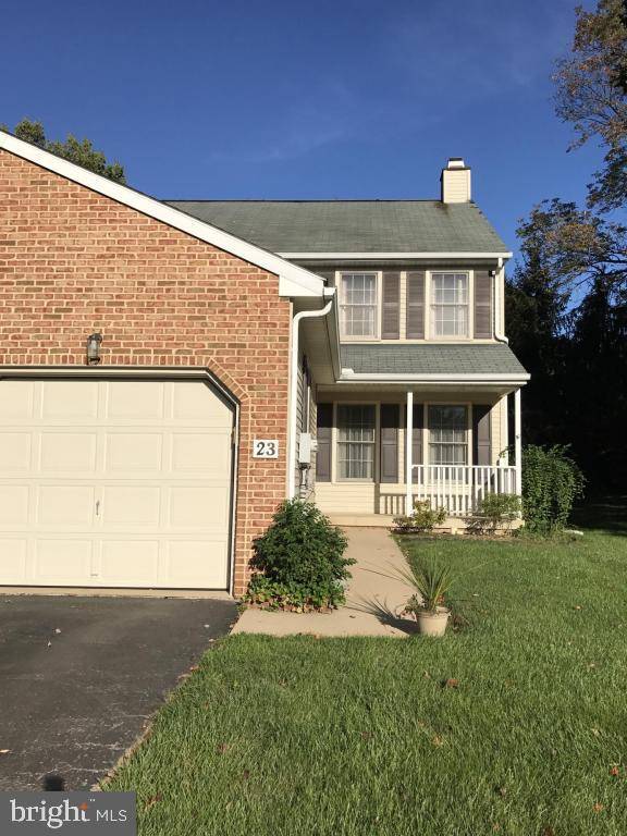 23 GREYTHORNE RD, Lancaster Twp, PA 17603