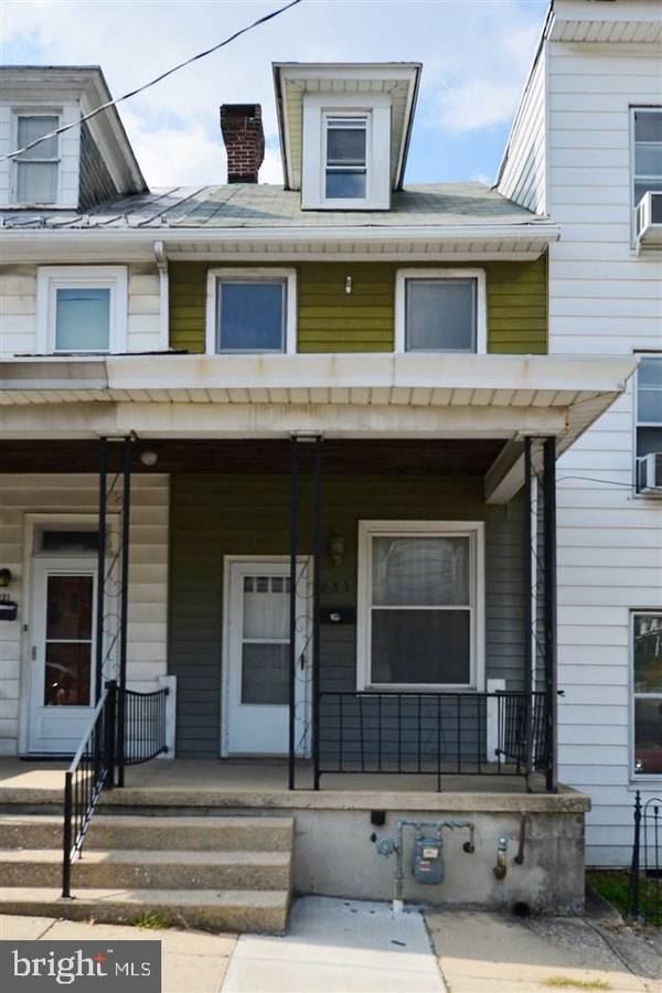 233 LOCUST ST, Steelton, PA 17113