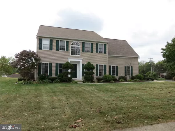 510 INDIAN RUN DR, Hummelstown, PA 17036