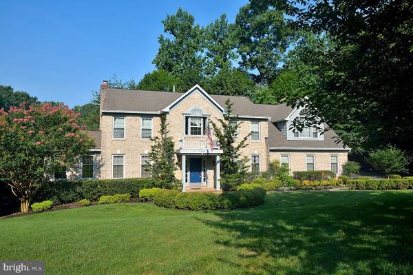 5953 FAIRVIEW WOODS DR, Fairfax Station, VA 22039