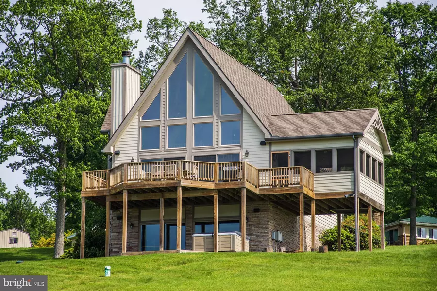 304 WATERFRONT GREENS DR, Swanton, MD 21561