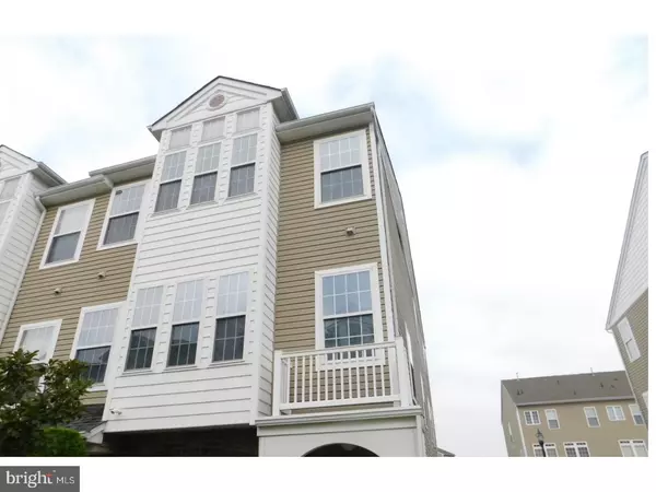 20 SWAN CT, Delanco, NJ 08075