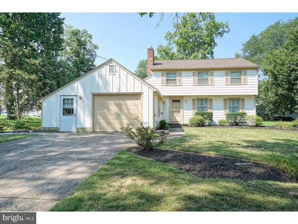 301 WESTWOOD DR, West Deptford Twp, NJ 08096