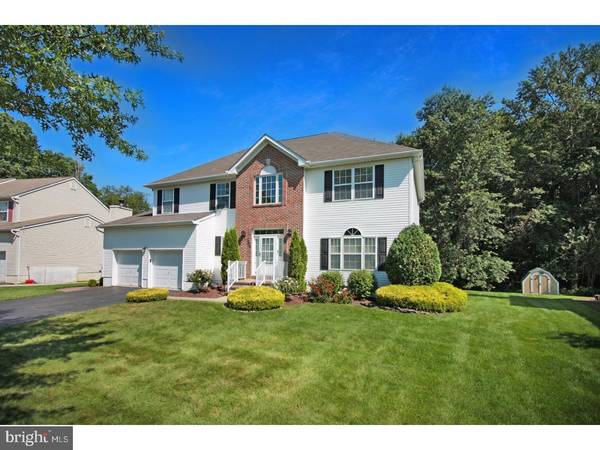 224 OAK CREEK CIR, East Windsor, NJ 08520