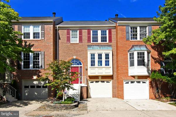 14760 FLOWER HILL DR, Centreville, VA 20120