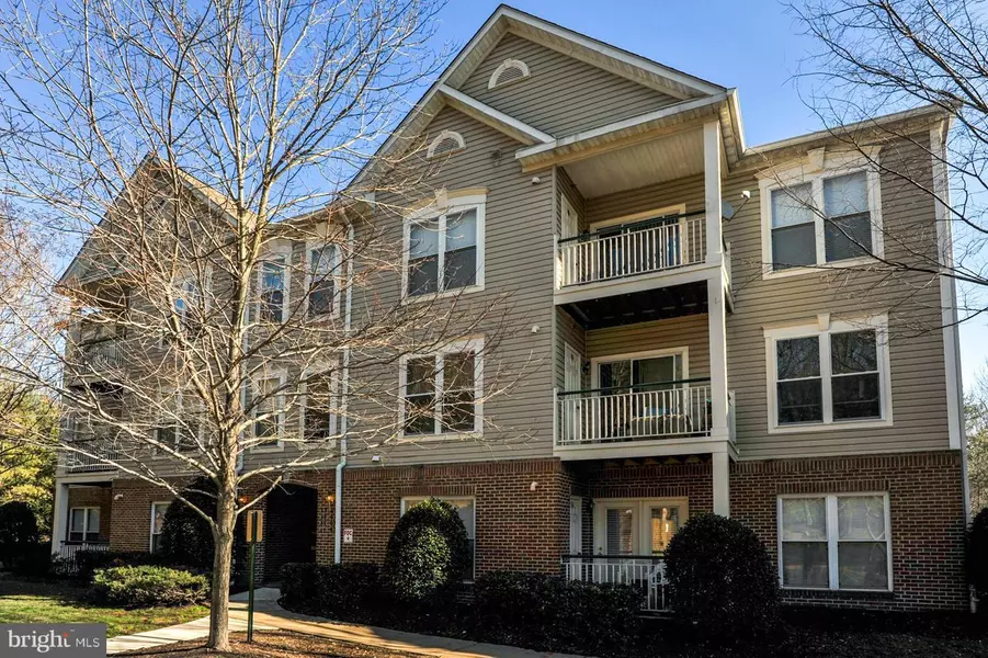 6507 GRANGE LN #104, Alexandria, VA 22315