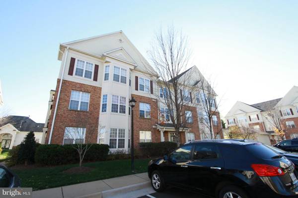 6481 CHEYENNE DR #103, Alexandria, VA 22312