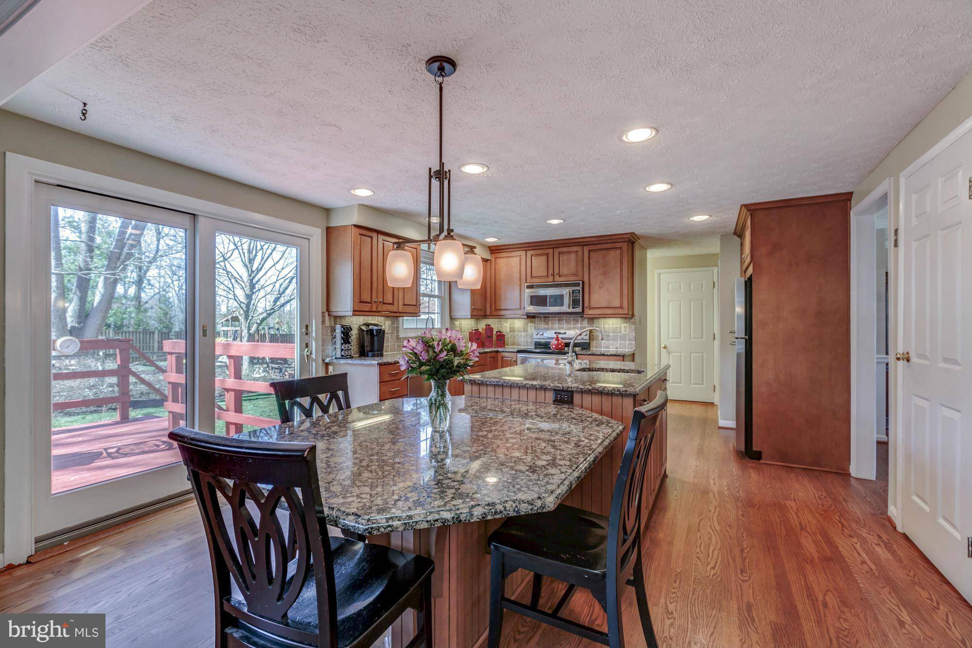 Burke, VA 22015,6204 ATHERSTONE CT