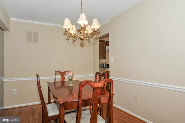 Springfield, VA 22153,7909 FOREST PATH WAY