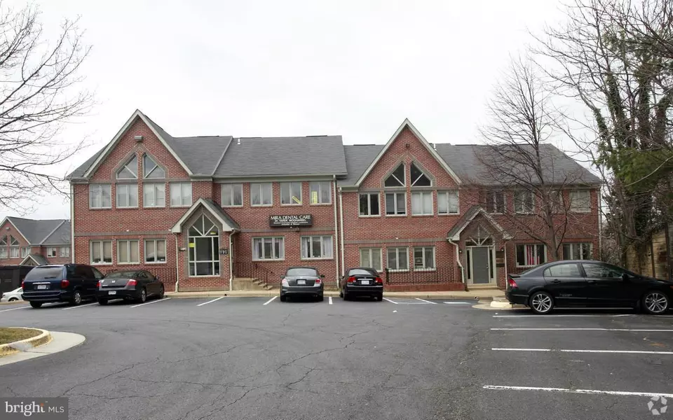 5655 COLUMBIA PIKE #200, Falls Church, VA 22041