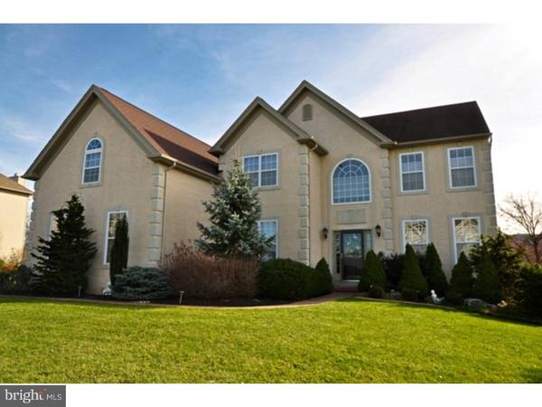 5160 CURLY HORSE DR, Center Valley, PA 18036