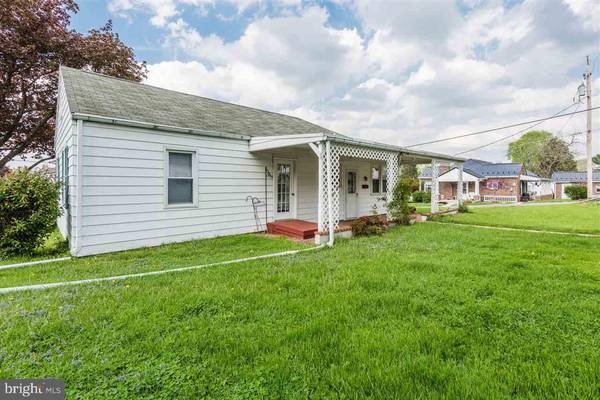 Mt Holly Springs, PA 17065,113 W PINE ST