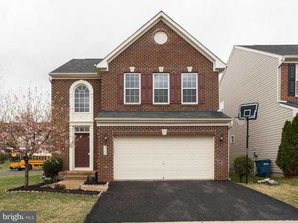 3786 LOUISE AVE, Chantilly, VA 20151