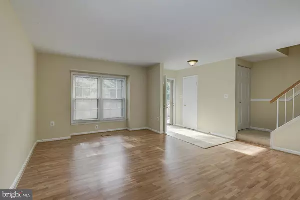 Fairfax, VA 22032,5513 LA CROSS CT