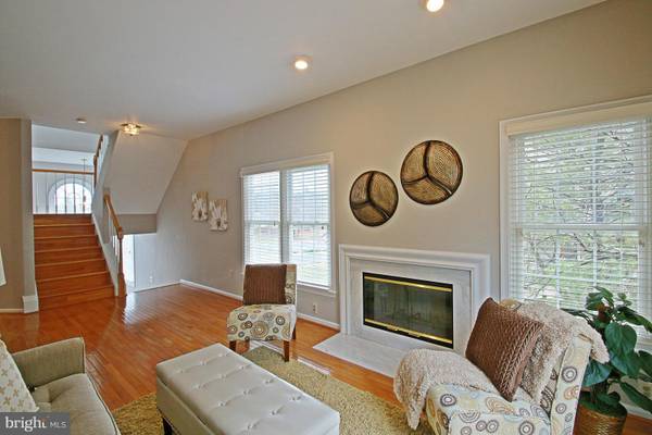 Centreville, VA 20120,5118 WOODFORD DR