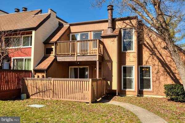 3946 WOODHUE PL #24, Alexandria, VA 22309