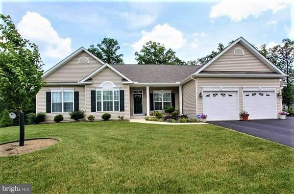 1103 RIPARIAN DR, Falling Waters, WV 25419