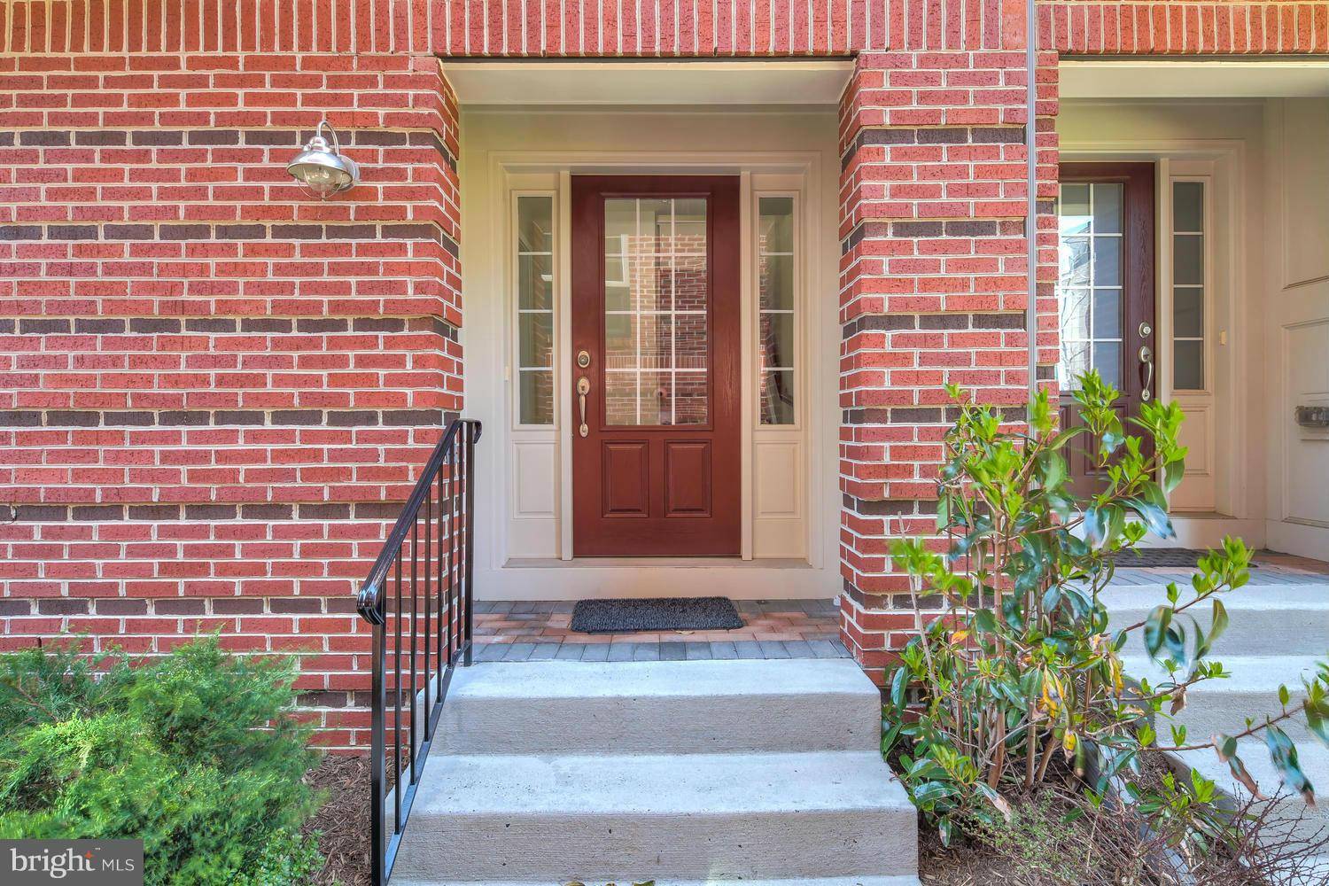 9672 CEDAR FARM CIR, Fairfax, VA 22031
