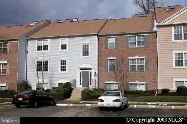 12006 GOLF RIDGE CT #201, Fairfax, VA 22033