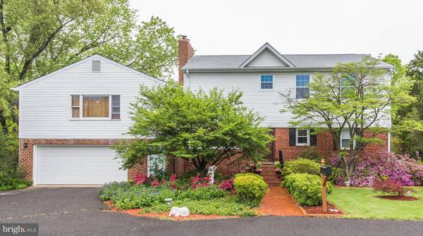 6344 LINCOLNIA RD, Alexandria, VA 22312