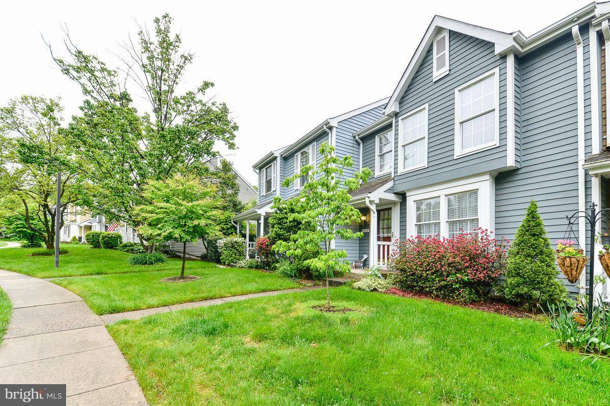 Reston, VA 20194,1549 TWISTED OAK DR