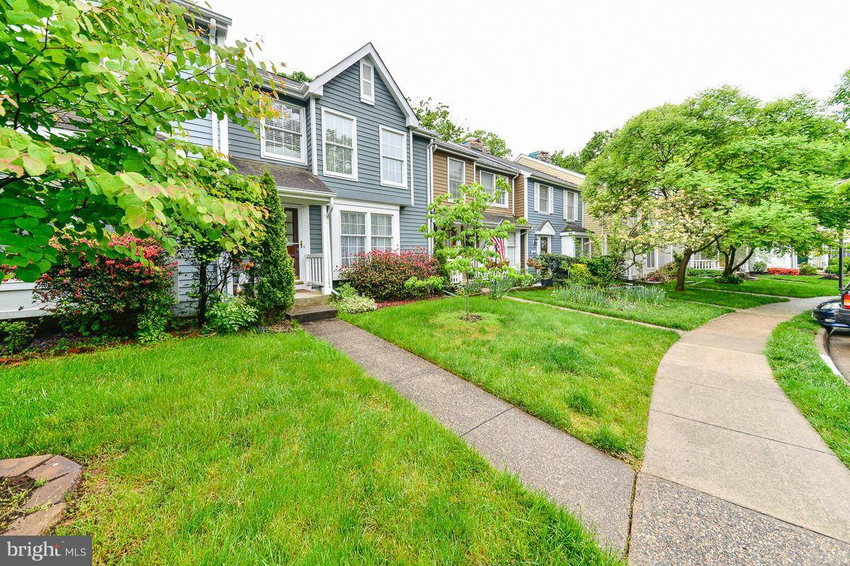 Reston, VA 20194,1549 TWISTED OAK DR