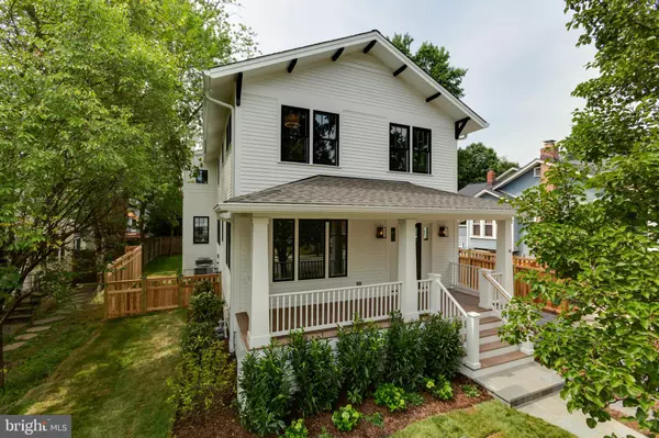 10 W CATON AVE, Alexandria, VA 22301