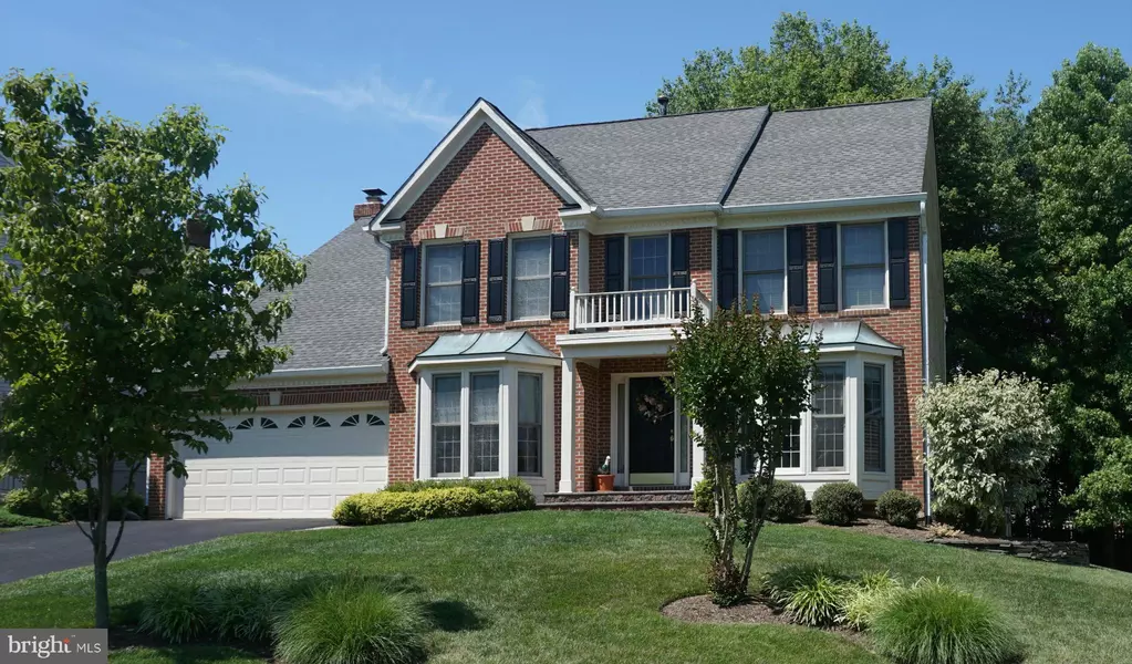 8304 APPLE CT, Fairfax Station, VA 22039