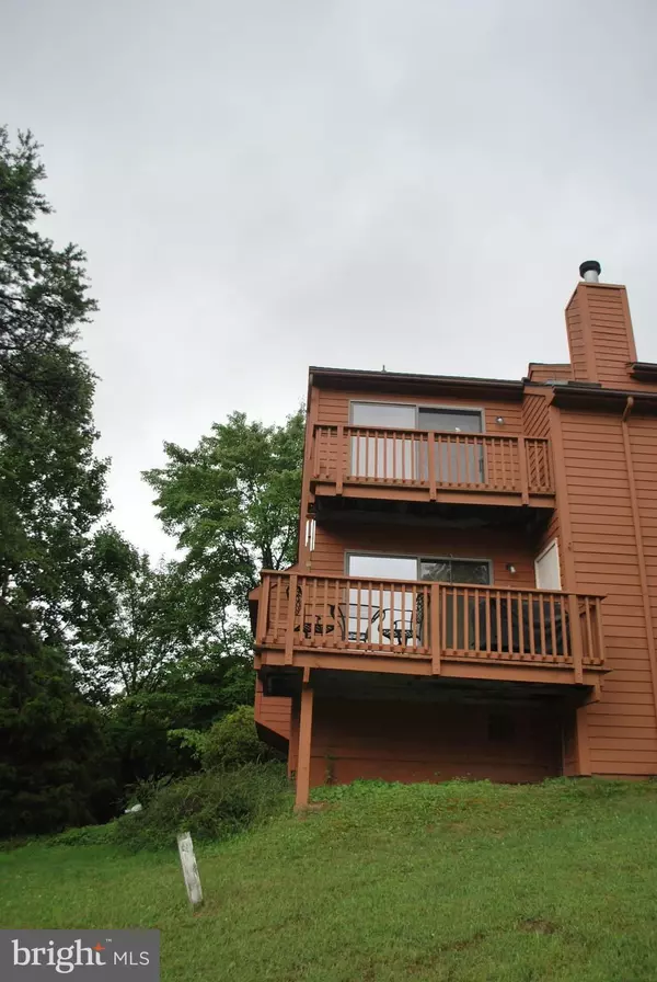 Hedgesville, WV 25427,252 TECUMSEH TRL