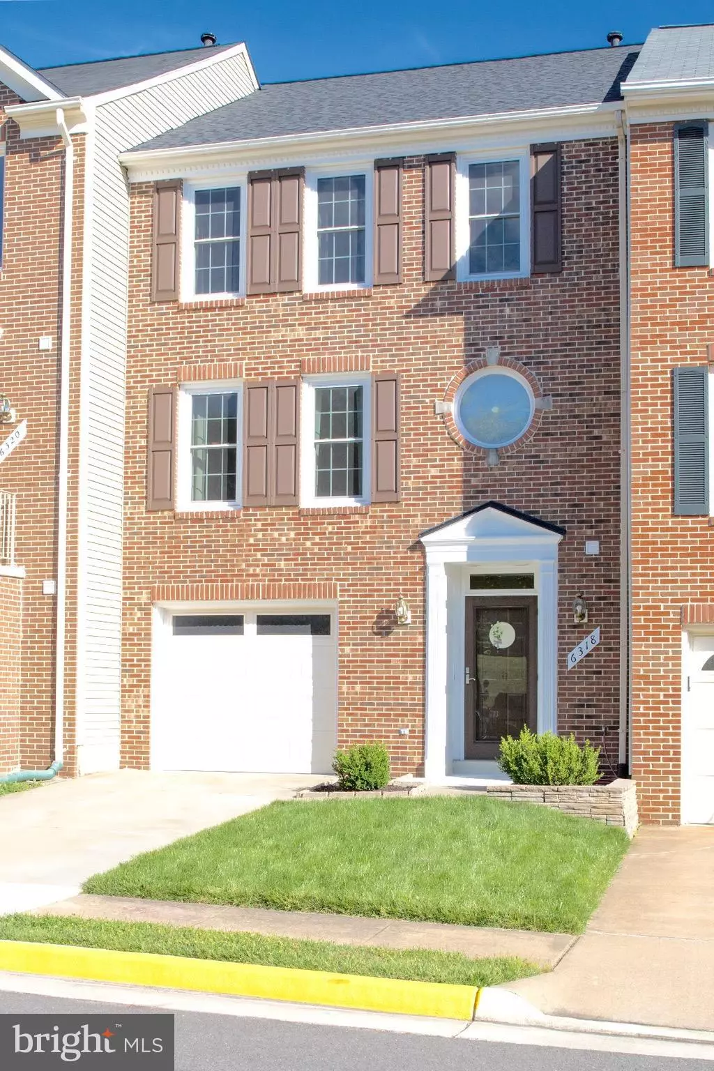 Centreville, VA 20121,6318 GUN CAP CT