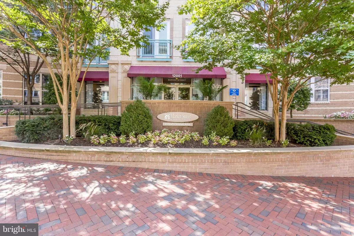 Reston, VA 20190,12001 MARKET ST #332