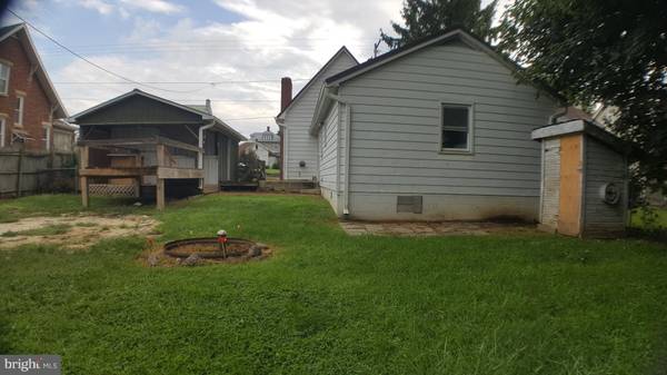 Mc Connellsburg, PA 17233,405 MARKET ST E