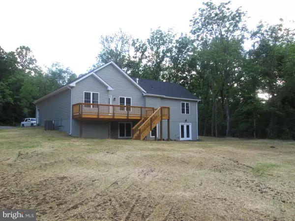 Boyce, VA 22620,7117 HOWELLSVILLE RD