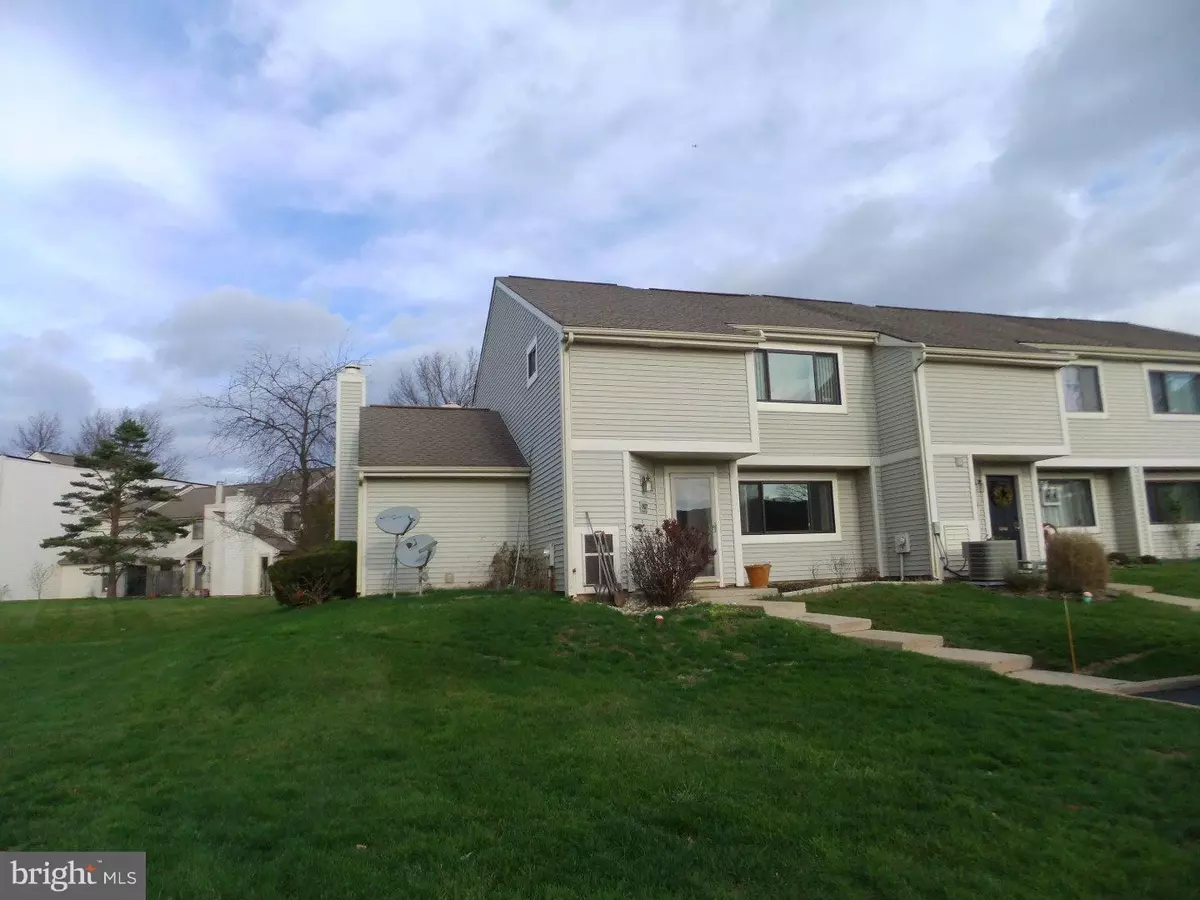 Harleysville, PA 19438,807 CONTINENTAL DR